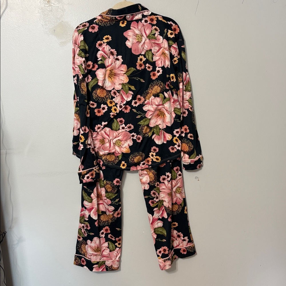 Room Service Floral Pajama Set M Black Pink Knit Lounge Sleepwear - Picture 4 of 4